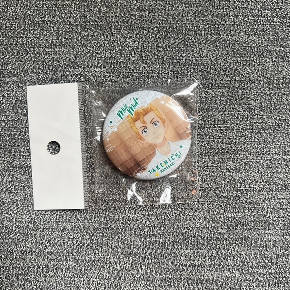 Tokyo Revengers Can Badge Japanese Anime - Picture 1 of 2